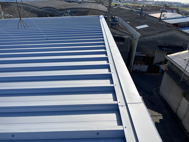 八尾市 屋根カバーリピート工事after